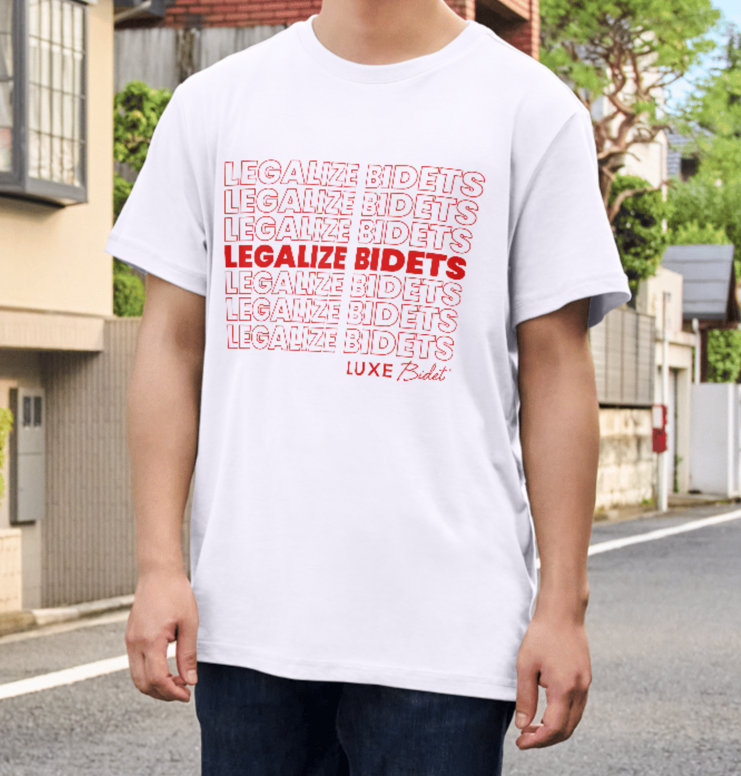 LUXE Bidet "LEGALIZE BIDETS" T-Shirt