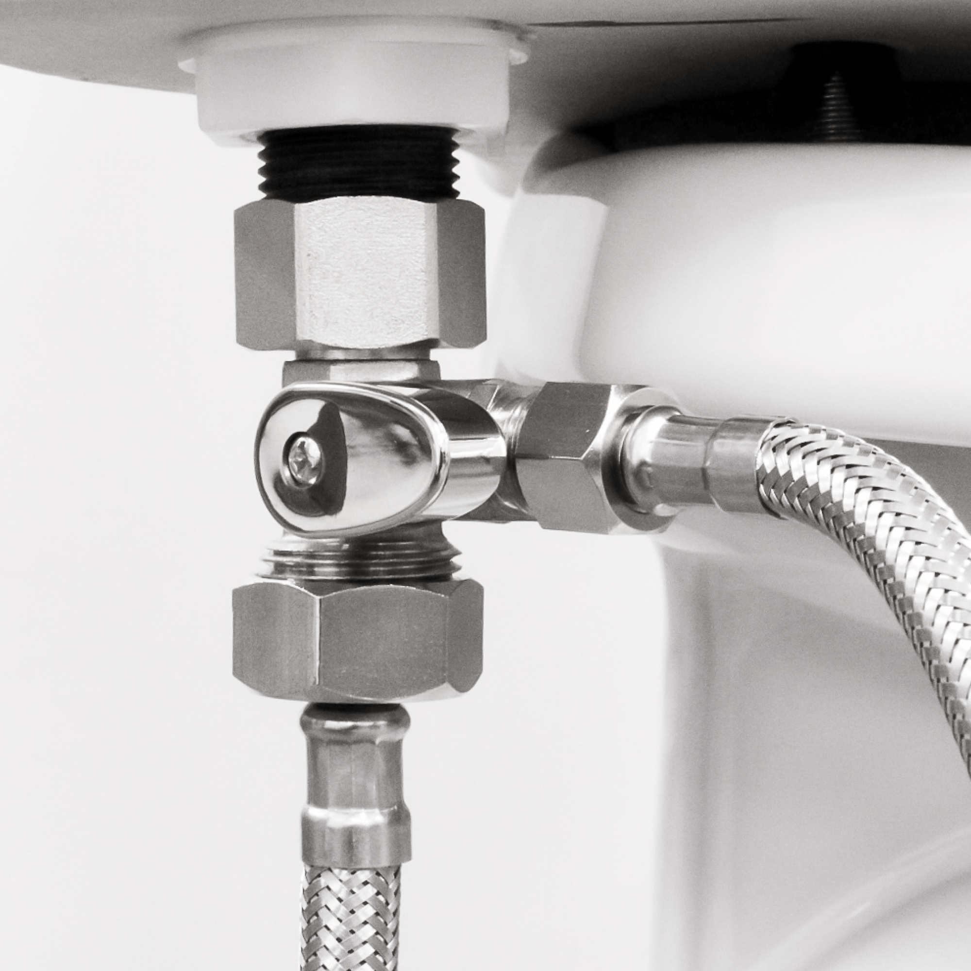 Cold Water Teardrop Nickel Shut-Off T-Adapter for NEO series installed, in the on position