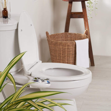 Luxe Bidet Elongated Comfort Fit Toilet Seat, White